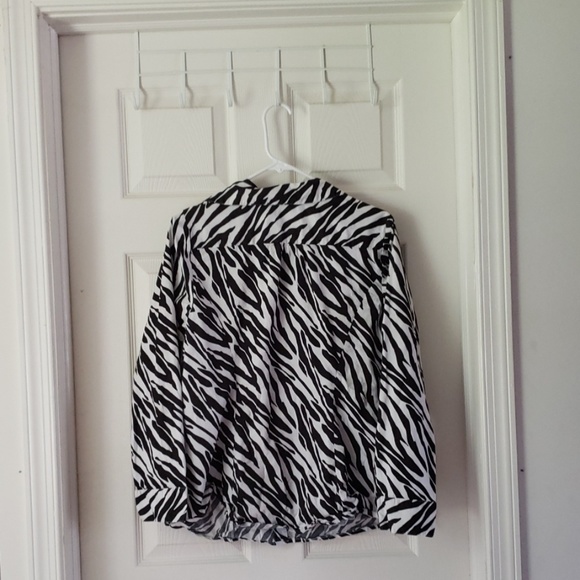 Lane Bryant, 18 - Picture 2 of 3